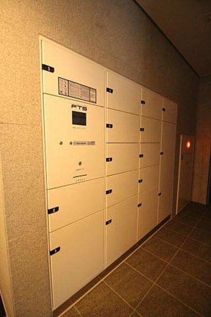 フュージョナル王子HYsの物件外観写真