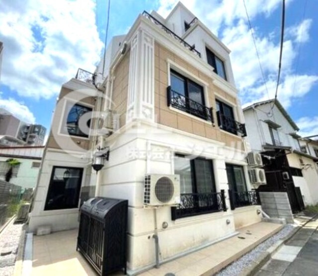 RSC西早稲田の物件外観写真