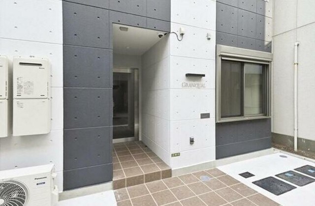 グランクオール千住仲町の物件外観写真