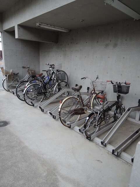 ラフィネ王子の物件外観写真