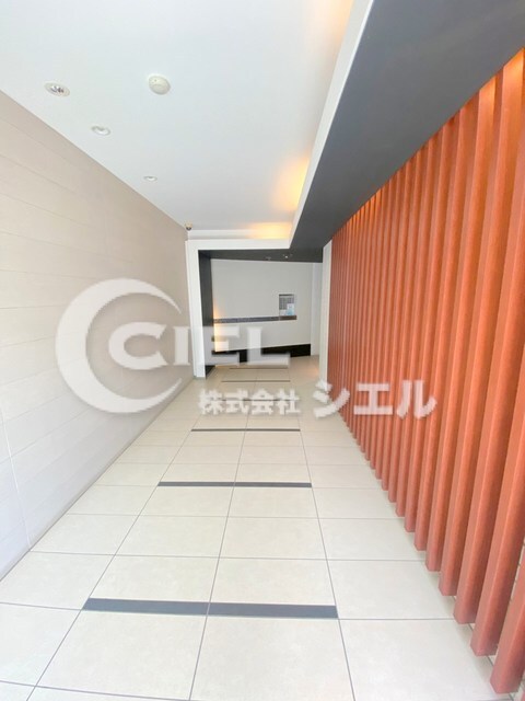 REALIZE日暮里の物件外観写真