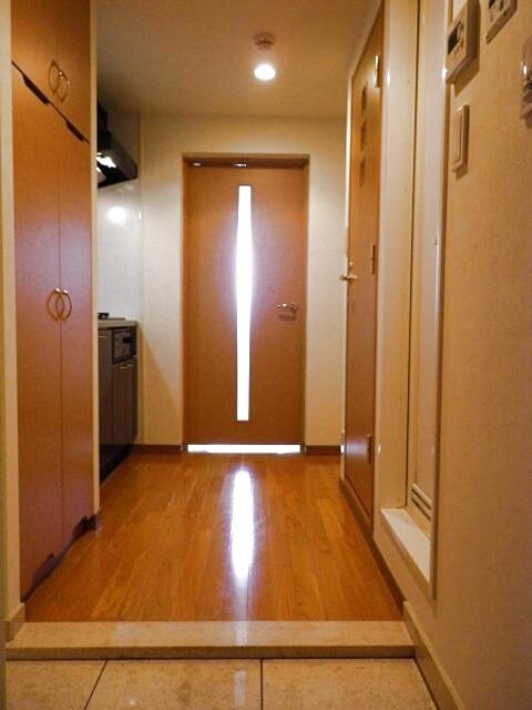 ルーブル中野坂上弐番館の物件内観写真