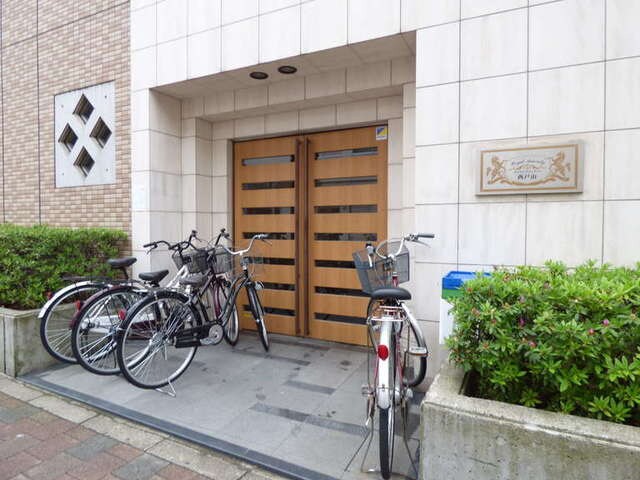 ロイヤルアメニティー西戸山の物件外観写真