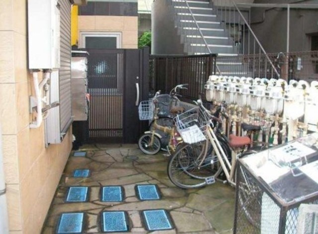 リード南大塚の物件外観写真