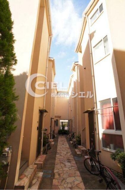 ユーハコート小石川の物件外観写真