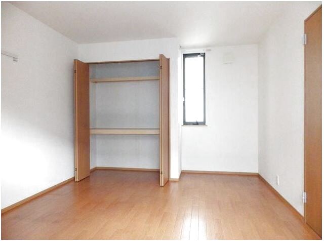 エバーハイツ大山の物件内観写真