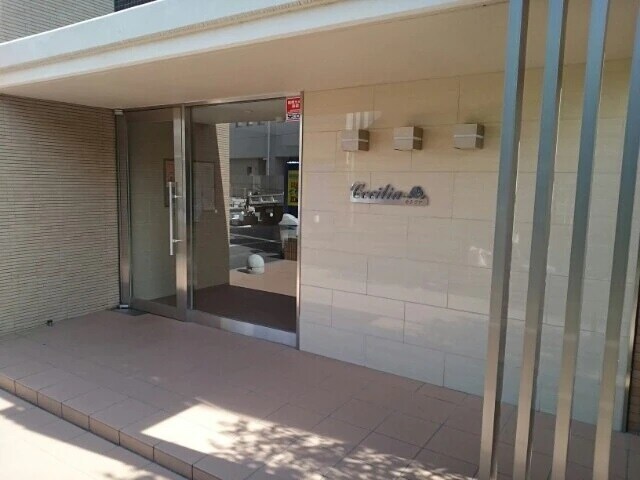 セシリアの物件外観写真