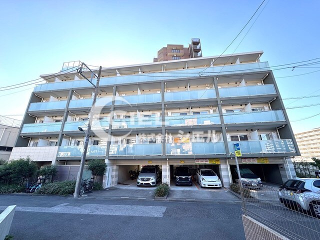 AZEST北赤羽の物件外観写真