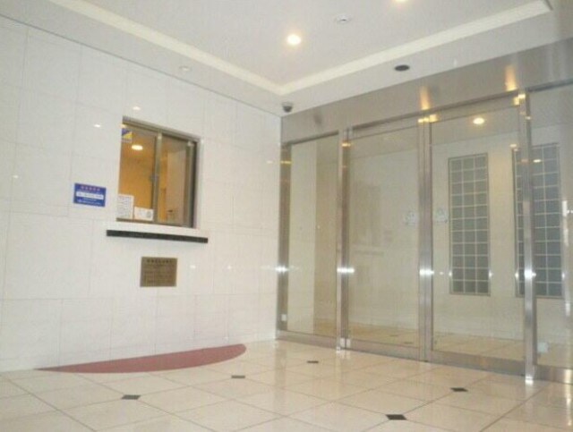 ガーラ・ステーション新宿御苑前の物件外観写真