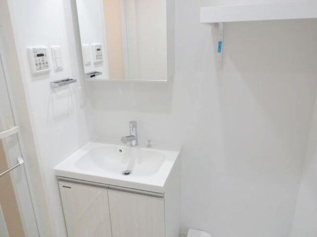 LUMEED中野坂上の物件内観写真