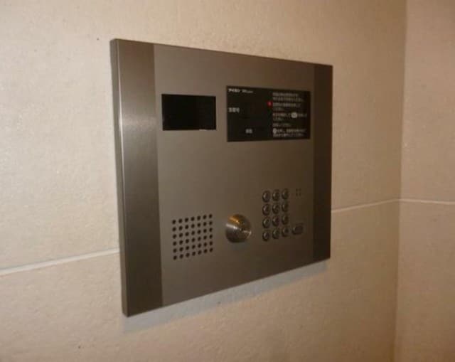 パレ・ホームズ西高島平の物件外観写真