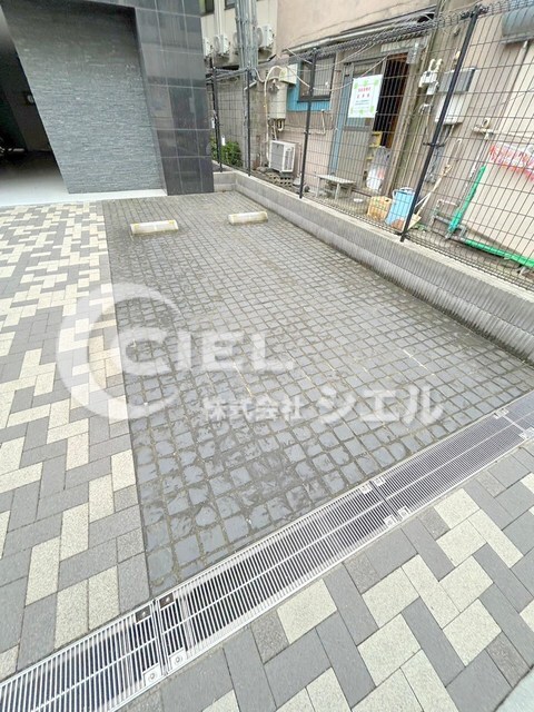 レオーネ南千住の物件外観写真