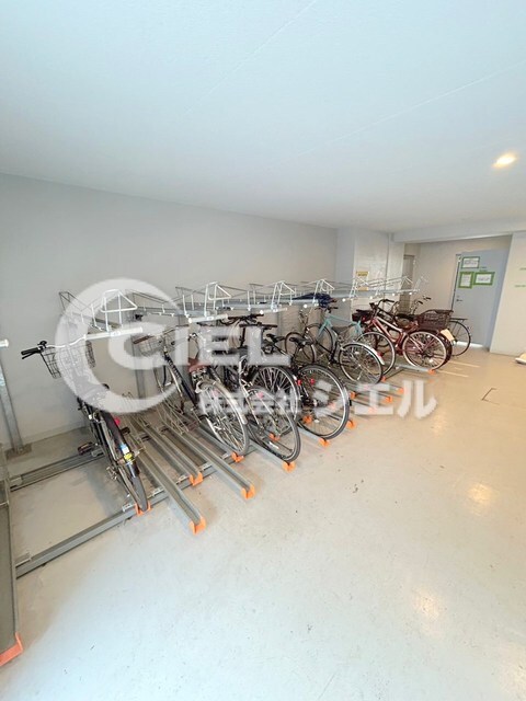 レオーネ南千住の物件外観写真