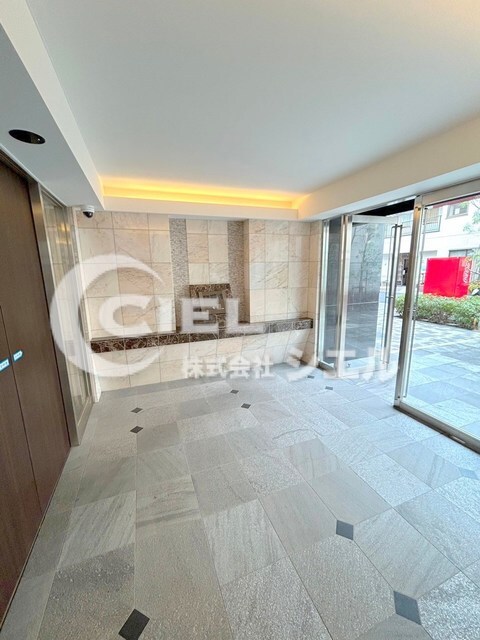 レオーネ南千住の物件外観写真