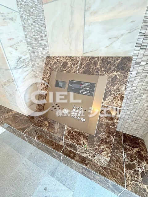 レオーネ南千住の物件外観写真