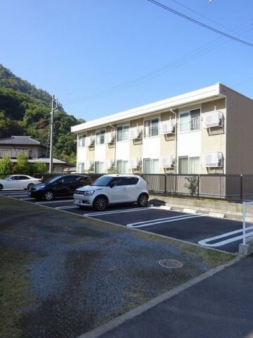 ガーデンハウス朝日山　Ｄの物件外観写真