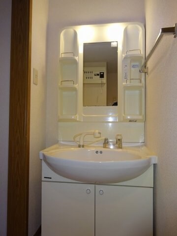 ツイン・コート　Ｂの物件内観写真