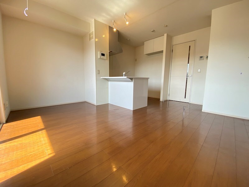 リバープレイス中山手の物件内観写真