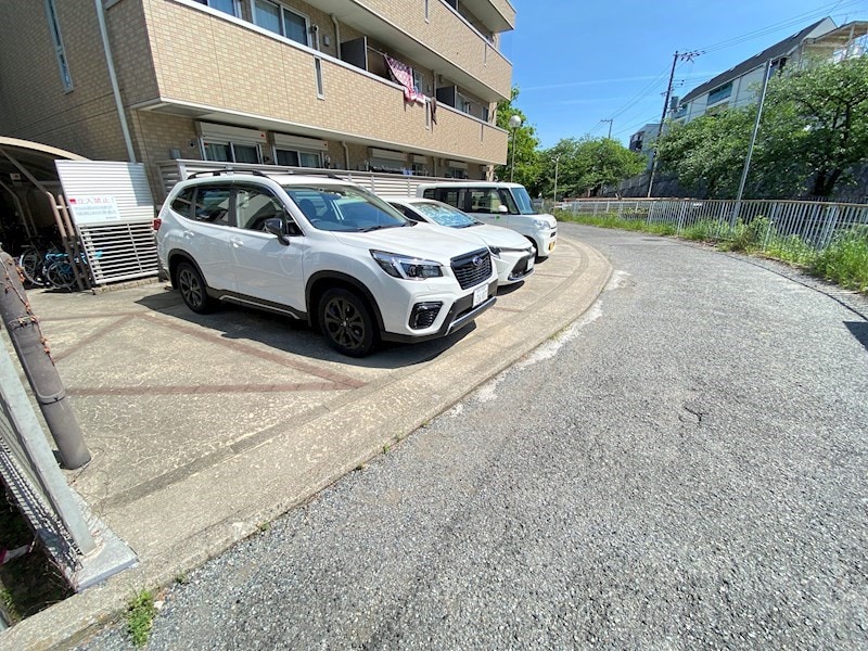 リバープレイス中山手の物件内観写真