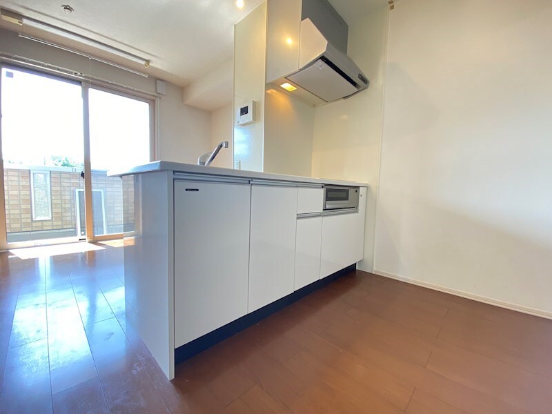 リバープレイス中山手の物件内観写真