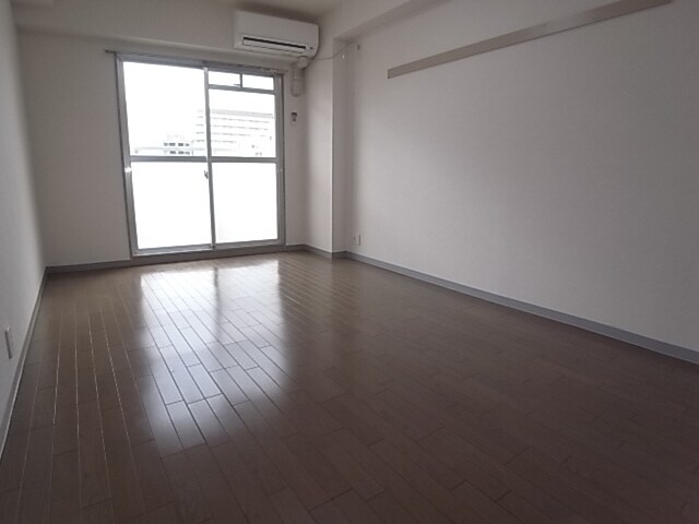 JUN中山手の物件内観写真