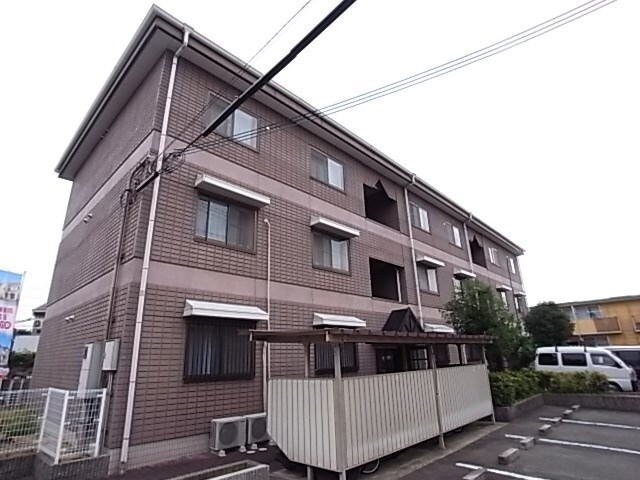 メゾンフレールの物件外観写真