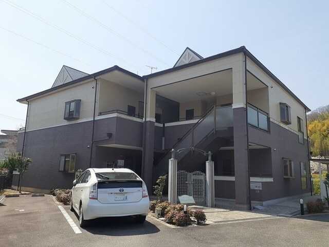 ウォームリブの物件外観写真