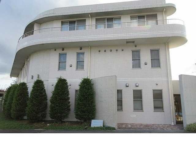 ウォームリブの物件外観写真