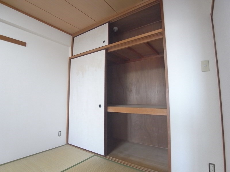 フォーラム城ヶ岡弐番館の物件内観写真