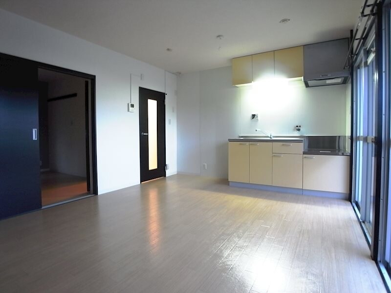 ロイヤルマンション1号棟の物件内観写真