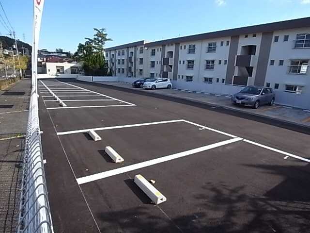 ロイヤルマンション1号棟の物件内観写真