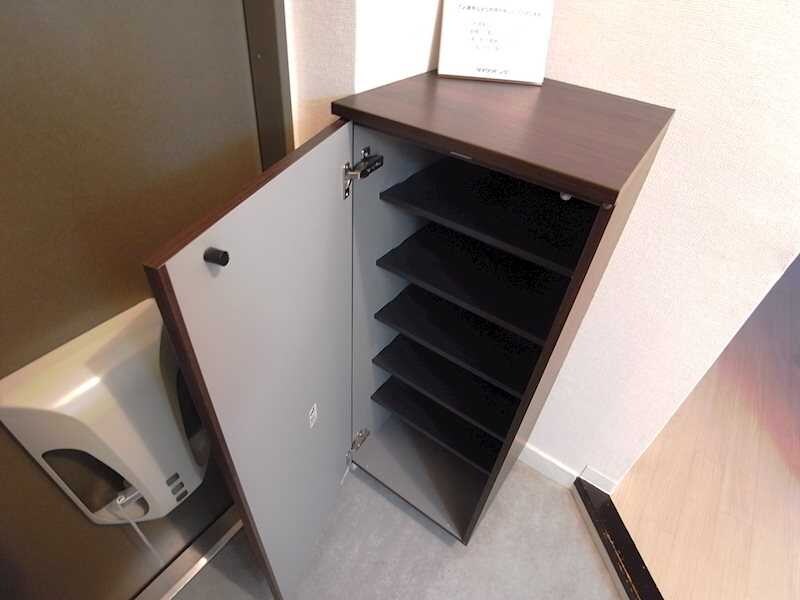 ロイヤルマンション1号棟の物件内観写真