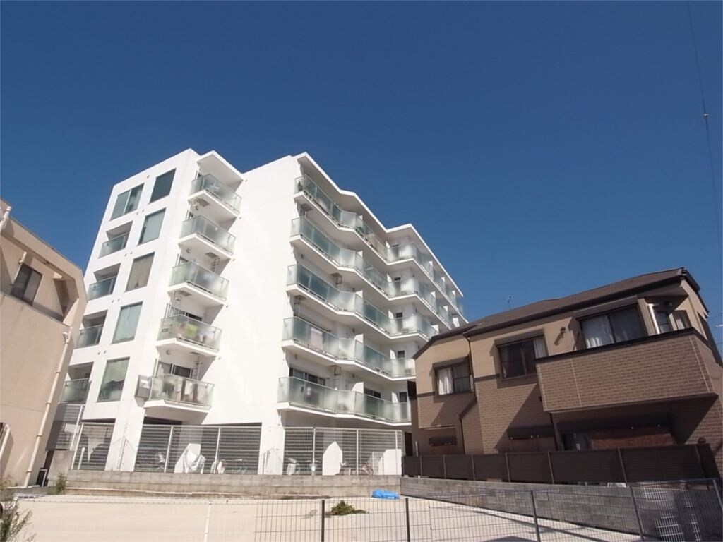 ロイスグラン神戸湊川公園の物件外観写真