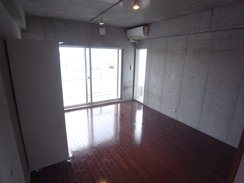 ロイスグラン神戸湊川公園の物件内観写真