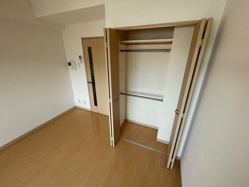 西宮駅 徒歩5分 8階の物件内観写真