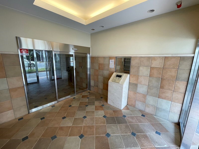 西宮駅 徒歩5分 8階の物件内観写真