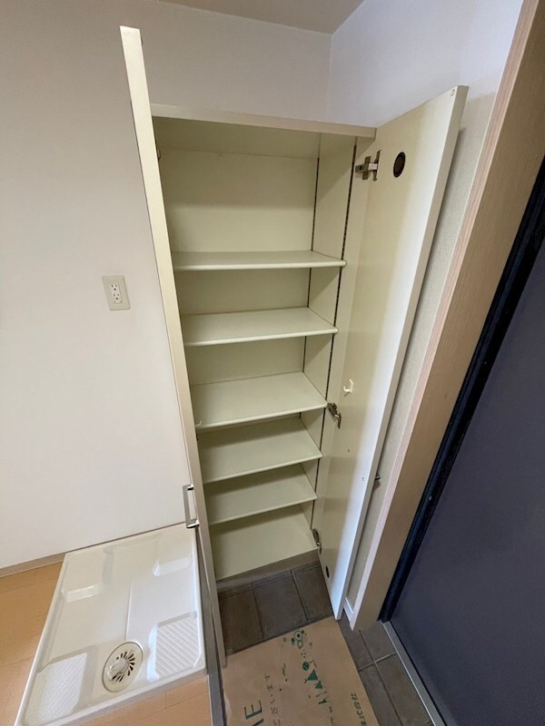 西宮駅 徒歩5分 8階の物件内観写真