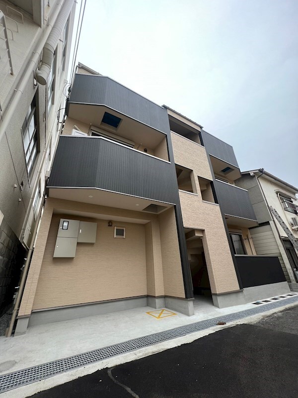 KARIN長楽町の物件外観写真