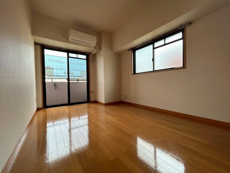 プレサンス神戸裁判所前の物件内観写真