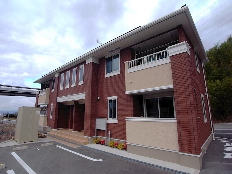 サンハイツ北六甲六番館の物件外観写真