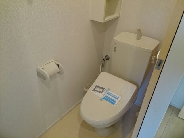 サンハイツ北六甲六番館の物件内観写真