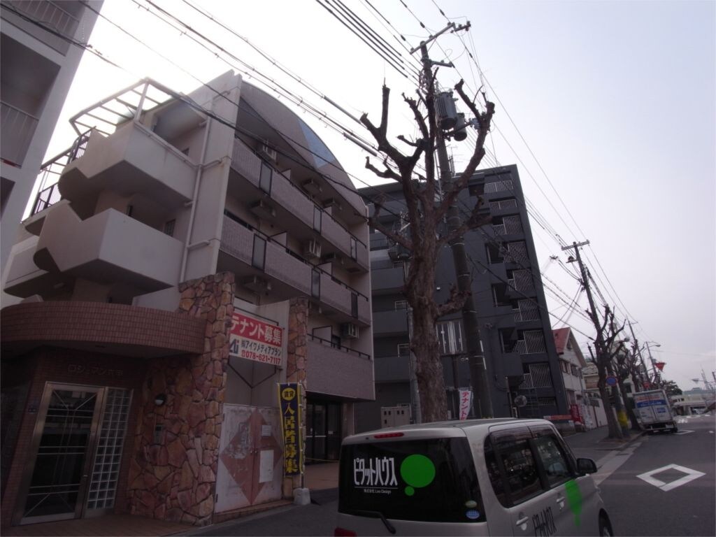 ロジュマン六甲の物件外観写真