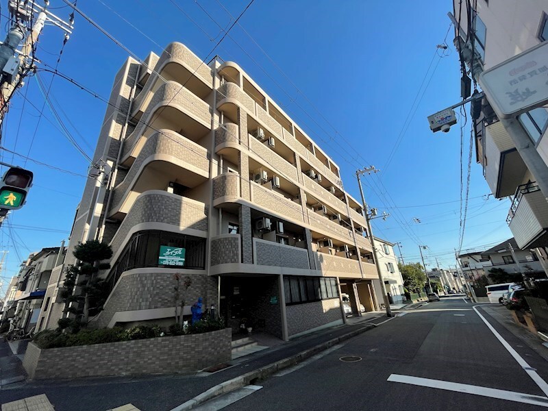 パインテール御影の物件外観写真