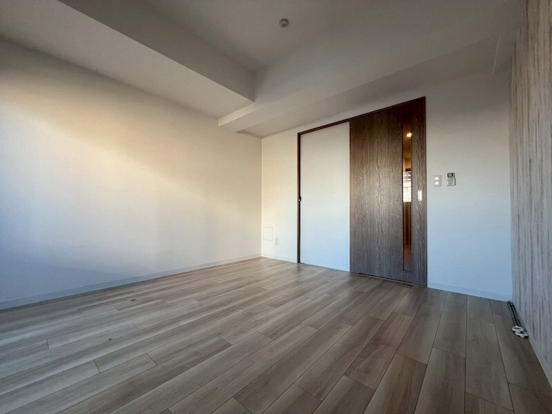 ワールドアイ神戸湊町の物件内観写真