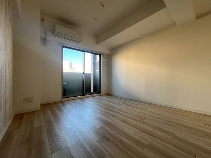 ワールドアイ神戸湊町の物件内観写真