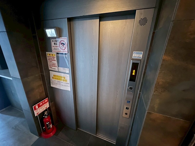 ワールドアイ神戸湊町の物件内観写真