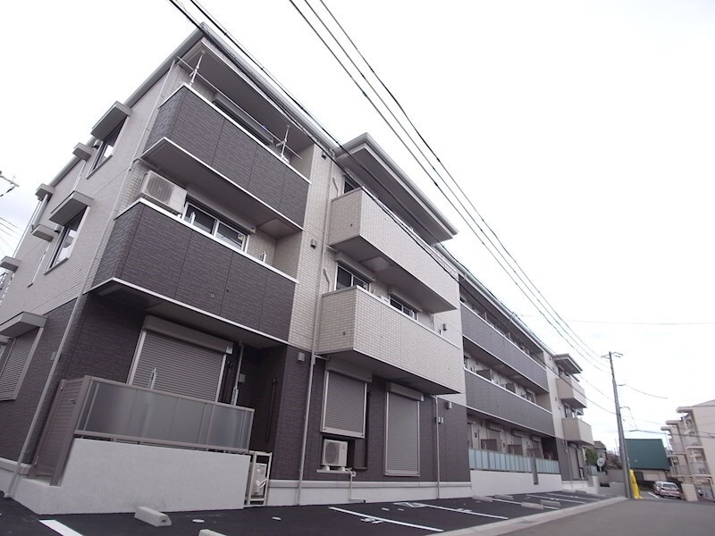 ワンウェーブ霞ヶ丘の物件外観写真