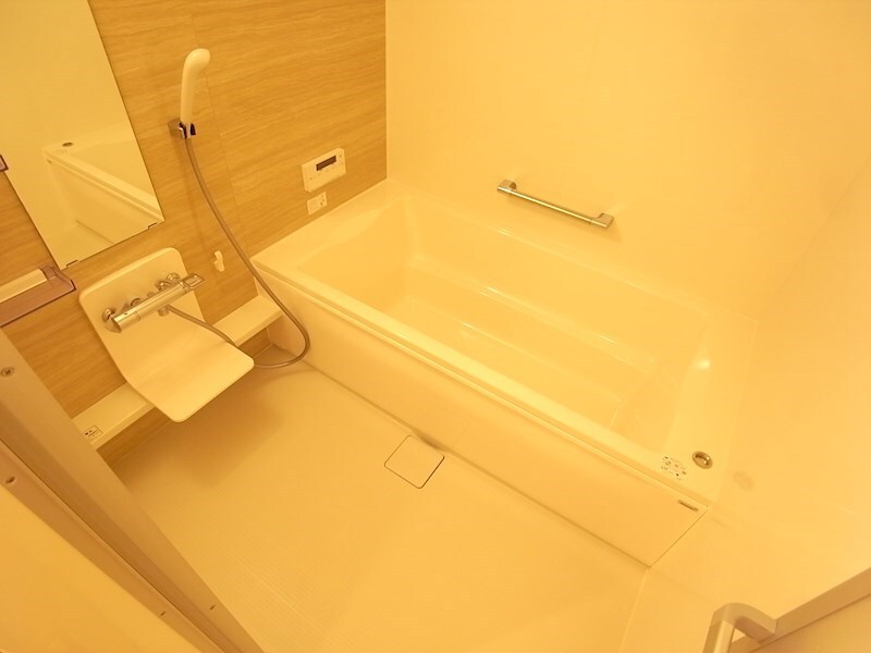 ワンウェーブ霞ヶ丘の物件内観写真