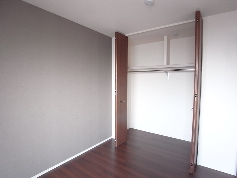 ワンウェーブ霞ヶ丘の物件内観写真