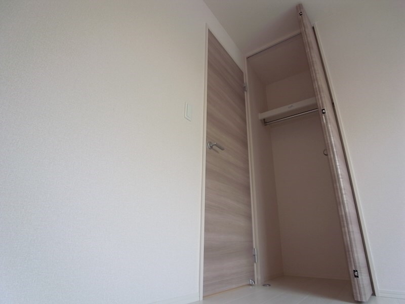 ワンウェーブ霞ヶ丘の物件内観写真